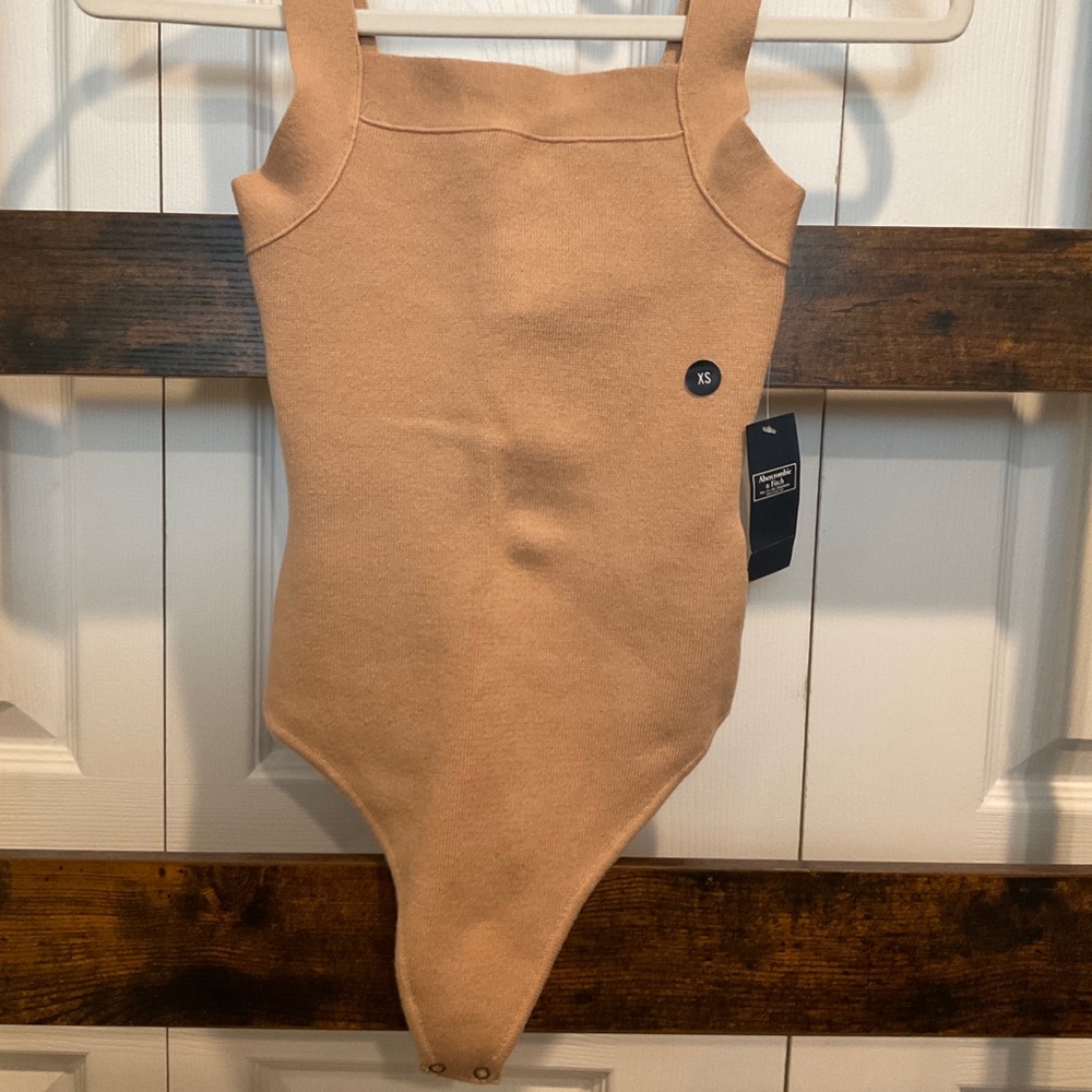 🆕ABERCROMBIE & FITCH SEXY BEIGE CAMEL SQUARE NECK SWEATER KNIT THONG BODYSUIT